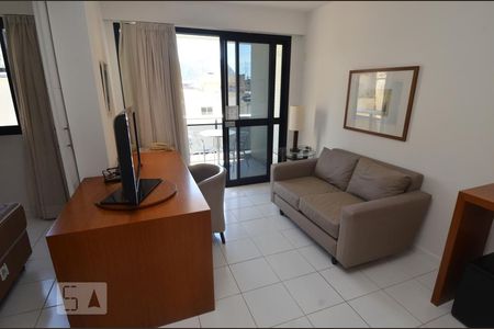 Sala de apartamento para alugar com 1 quarto, 43m² em Copacabana, Rio de Janeiro