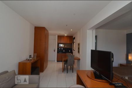 Sala de apartamento para alugar com 1 quarto, 43m² em Copacabana, Rio de Janeiro