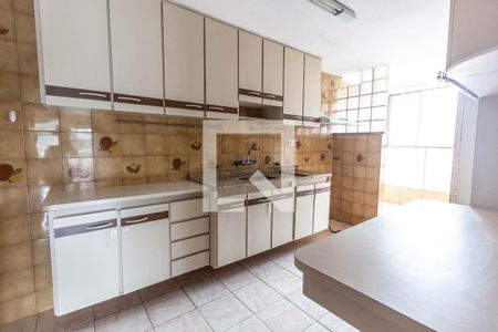 Apartamento para alugar com 110m², 3 quartos e 2 vagasCozinha