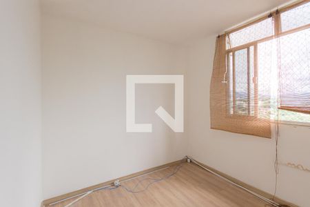 Quarto 1 de apartamento para alugar com 2 quartos, 50m² em Freguesia de Jacarepaguá, Rio de Janeiro