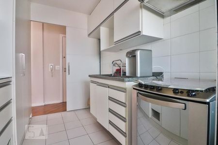 Apartamento à venda com 74m², 2 quartos e 1 vaga Apartamento à venda com 74m², 2 quartos e 1 vagaCozinha