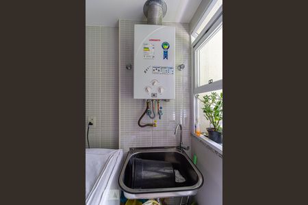 Apartamento à venda com 77m², 3 quartos e 1 vagaÁrea de Serviço