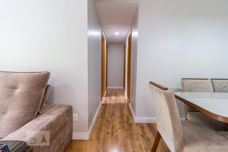 Corredor de apartamento à venda com 3 quartos, 77m² em Taquara, Rio de Janeiro