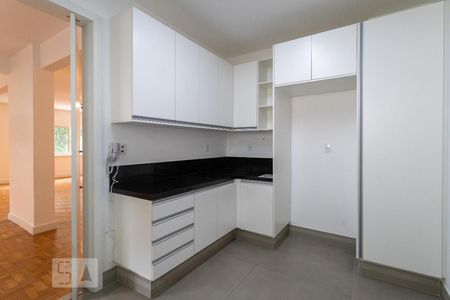 Apartamento para alugar com 190m², 3 quartos e 1 vaga Apartamento para alugar com 190m², 3 quartos e 1 vagaCozinha