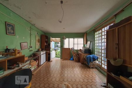 Casa à venda com 240m², 3 quartos e 2 vagasQuarto da edícula