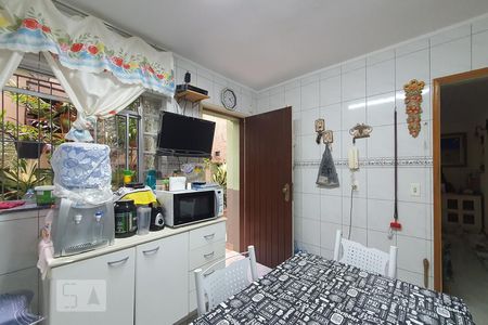 Casa à venda com 240m², 3 quartos e 2 vagasCozinha