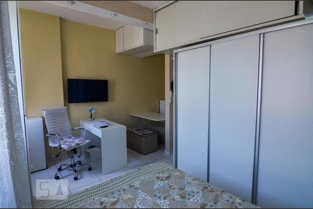 Apartamento à venda com 35m², 1 quarto e sem vagaQuarto