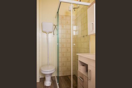 Banheiro de apartamento para alugar com 1 quarto, 46m² em Cidade Baixa, Porto Alegre