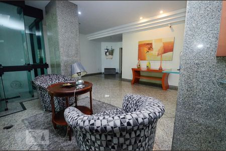 Apartamento à venda com 119m², 3 quartos e 2 vagasFachada e portaria