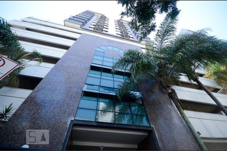 Apartamento à venda com 119m², 3 quartos e 2 vagasFachada
