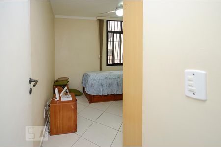 Apartamento à venda com 119m², 3 quartos e 2 vagasQuarto 2