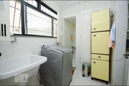 Apartamento à venda com 119m², 3 quartos e 2 vagasÁrea de Serviço