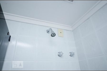 Apartamento à venda com 119m², 3 quartos e 2 vagasChuveiro