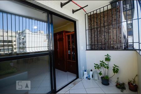 Apartamento à venda com 119m², 3 quartos e 2 vagasVaranda da Sala