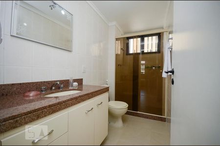 Apartamento à venda com 119m², 3 quartos e 2 vagasBanheiro da Suíte