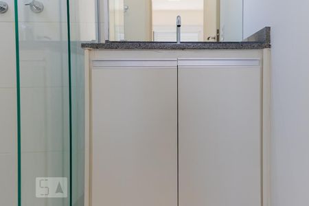 Banheiro da Suíte de apartamento para alugar com 2 quartos, 59m² em Vila Paulista, São Paulo