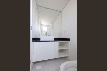 Apartamento para alugar com 60m², 2 quartos e 2 vagas Apartamento para alugar com 60m², 2 quartos e 2 vagasBanheiro da Suíte