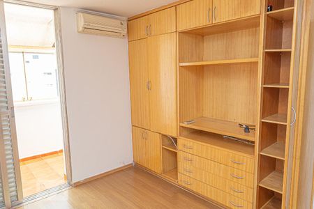 Apartamento para alugar com 120m², 2 quartos e 1 vaga Apartamento para alugar com 120m², 2 quartos e 1 vagaQuarto 2