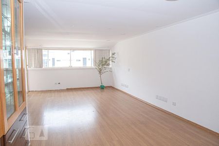 Apartamento para alugar com 120m², 2 quartos e 1 vaga Apartamento para alugar com 120m², 2 quartos e 1 vagaSala