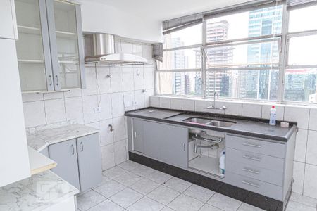 Apartamento para alugar com 120m², 2 quartos e 1 vaga Apartamento para alugar com 120m², 2 quartos e 1 vagaCozinha