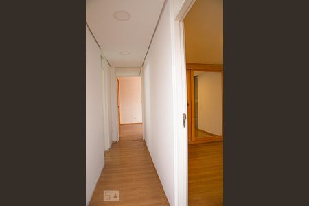 Corredor de apartamento à venda com 2 quartos, 120m² em Bela Vista, São Paulo