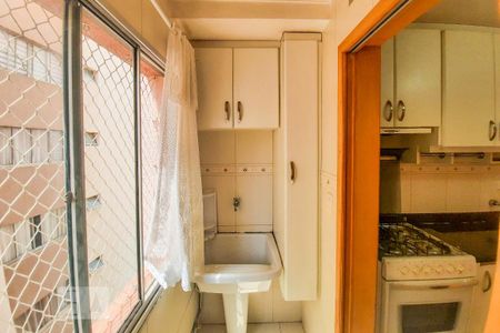 Apartamento para alugar com 64m², 2 quartos e 1 vagaÁrea de Serviço