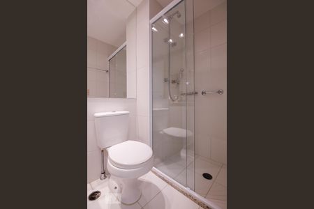 Apartamento à venda com 61m², 2 quartos e 1 vaga Apartamento à venda com 61m², 2 quartos e 1 vagaBanheiro Social