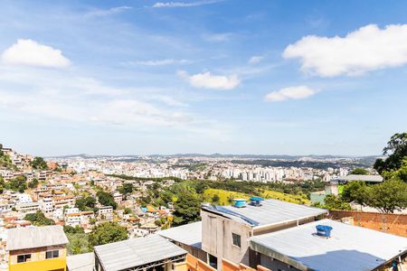 Vista do Quarto 1 de casa para alugar com 4 quartos, 280m² em Ouro Preto, Belo Horizonte