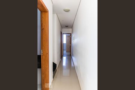Corredor do térreo de casa para alugar com 4 quartos, 280m² em Ouro Preto, Belo Horizonte