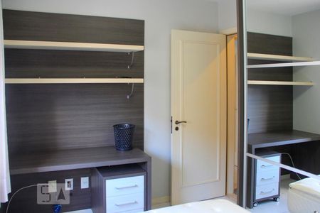 Armarios quarto de apartamento para alugar com 2 quartos, 87m² em Trindade, Florianópolis
