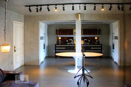 Sala de apartamento para alugar com 2 quartos, 87m² em Trindade, Florianópolis