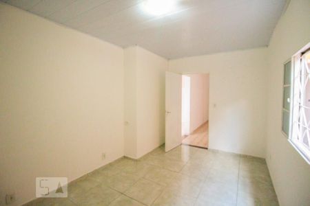 Quarto de casa para alugar com 1 quarto, 80m² em Vila Campanela, São Paulo