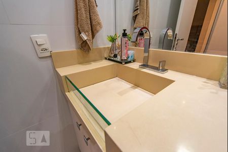 Apartamento à venda com 88m², 3 quartos e 2 vagasPia