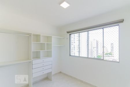 Quarto de kitnet/studio à venda com 1 quarto, 27m² em Centro, Guarulhos