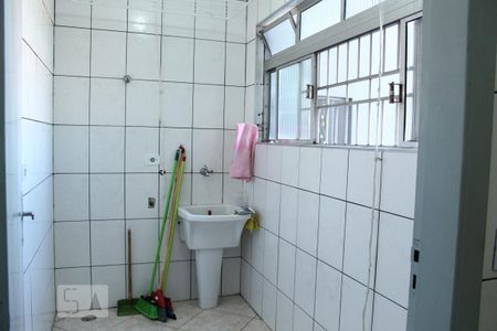 Apartamento para alugar com 65m², 2 quartos e 1 vagaÁrea de Serviço