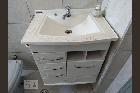 Apartamento para alugar com 65m², 2 quartos e 1 vagaBanheiro