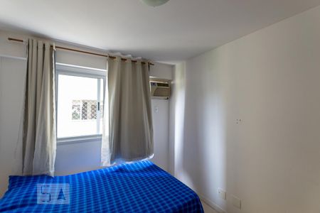 Suíte de apartamento à venda com 2 quartos, 64m² em Santa Rosa, Niterói