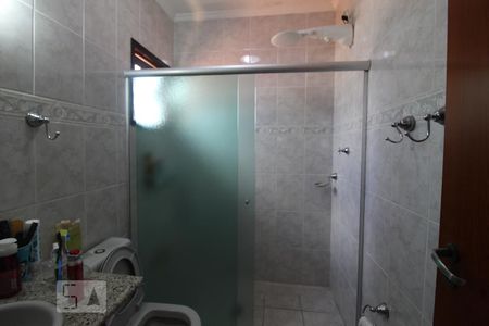 Casa à venda com 200m², 3 quartos e 4 vagasBanheiro