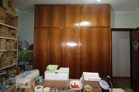 Casa à venda com 200m², 3 quartos e 4 vagasQuarto 