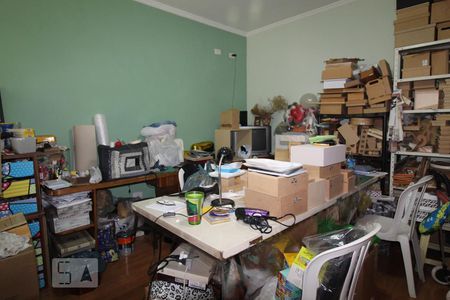 Casa à venda com 200m², 3 quartos e 4 vagasQuarto 