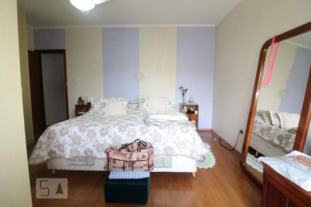 Casa à venda com 200m², 3 quartos e 4 vagasQuarto