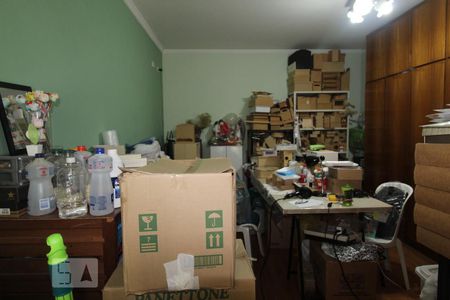 Casa à venda com 200m², 3 quartos e 4 vagasQuarto 