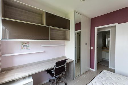 Quarto 1 de apartamento para alugar com 2 quartos, 60m² em Centro, Niterói