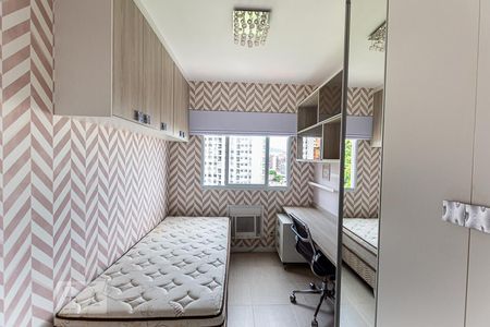 Quarto 1 de apartamento para alugar com 2 quartos, 60m² em Centro, Niterói