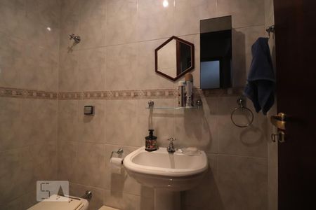 Casa à venda com 233m², 3 quartos e 5 vagasLavabo 2