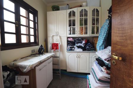 Casa à venda com 233m², 3 quartos e 5 vagasQuarto de Serviço