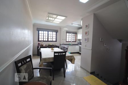 Casa à venda com 233m², 3 quartos e 5 vagasCozinha