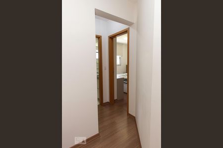 Apartamento para alugar com 55m², 2 quartos e 1 vagaCorredor