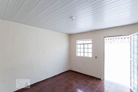 Sala de casa para alugar com 1 quarto, 48m² em Santa Efigênia, Belo Horizonte