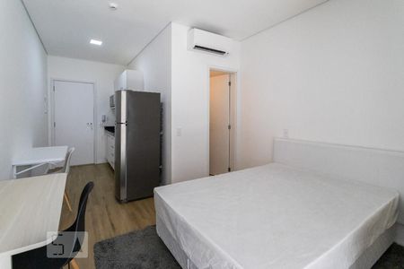 Sala/Quarto de kitnet/studio à venda com 1 quarto, 26m² em Pinheiros, São Paulo